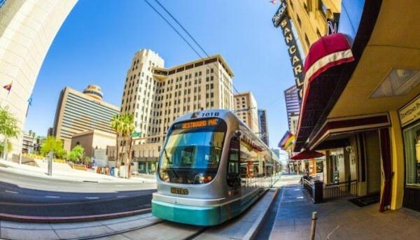 شقة فينيكس  في Couples Getaway Highrise Dwntown Phx Skyline Views المظهر الخارجي الصورة